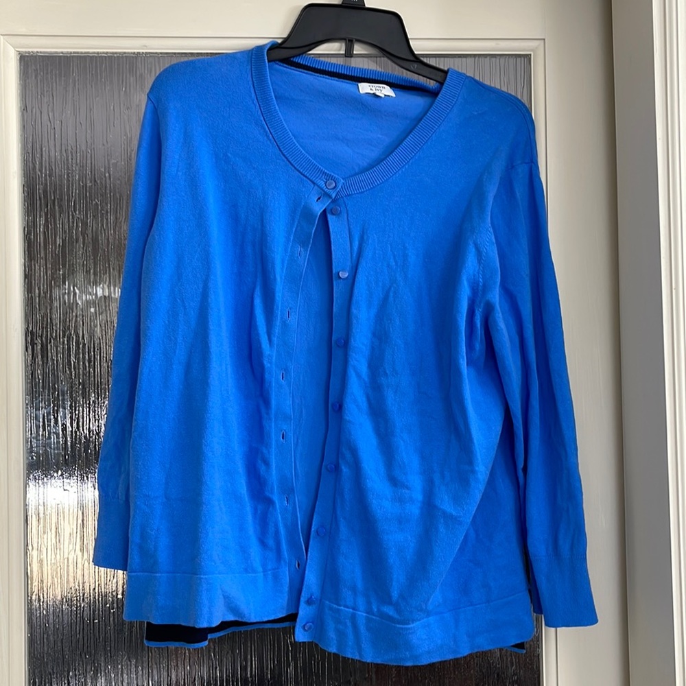 Crown and Ivy Cardigan XL